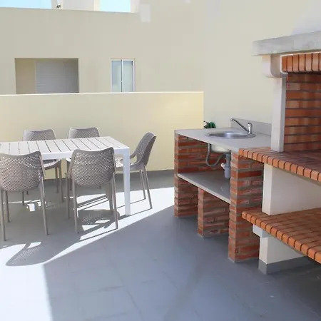 The Concierge - Patroves Pool House