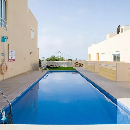 The Concierge - Patroves Pool House