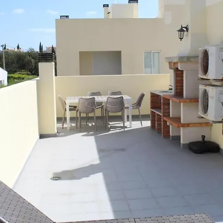 The Concierge - Patroves Pool House Apartment Albufeira