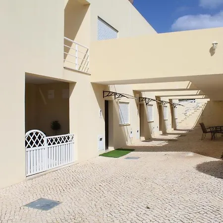 The Concierge - Patroves Pool House Apartment Albufeira